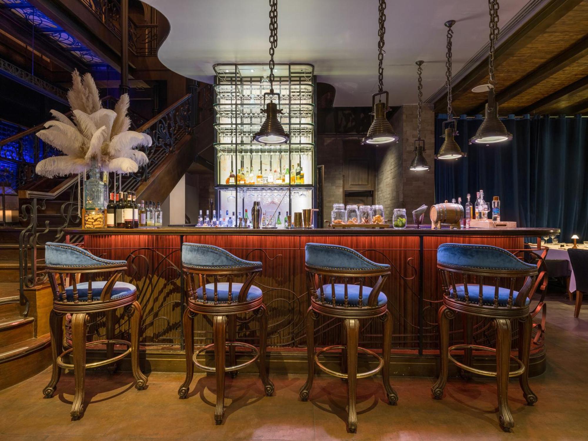 Hotel Muse Bangkok, Autograph Collection Exteriér fotografie The bar at the restaurant