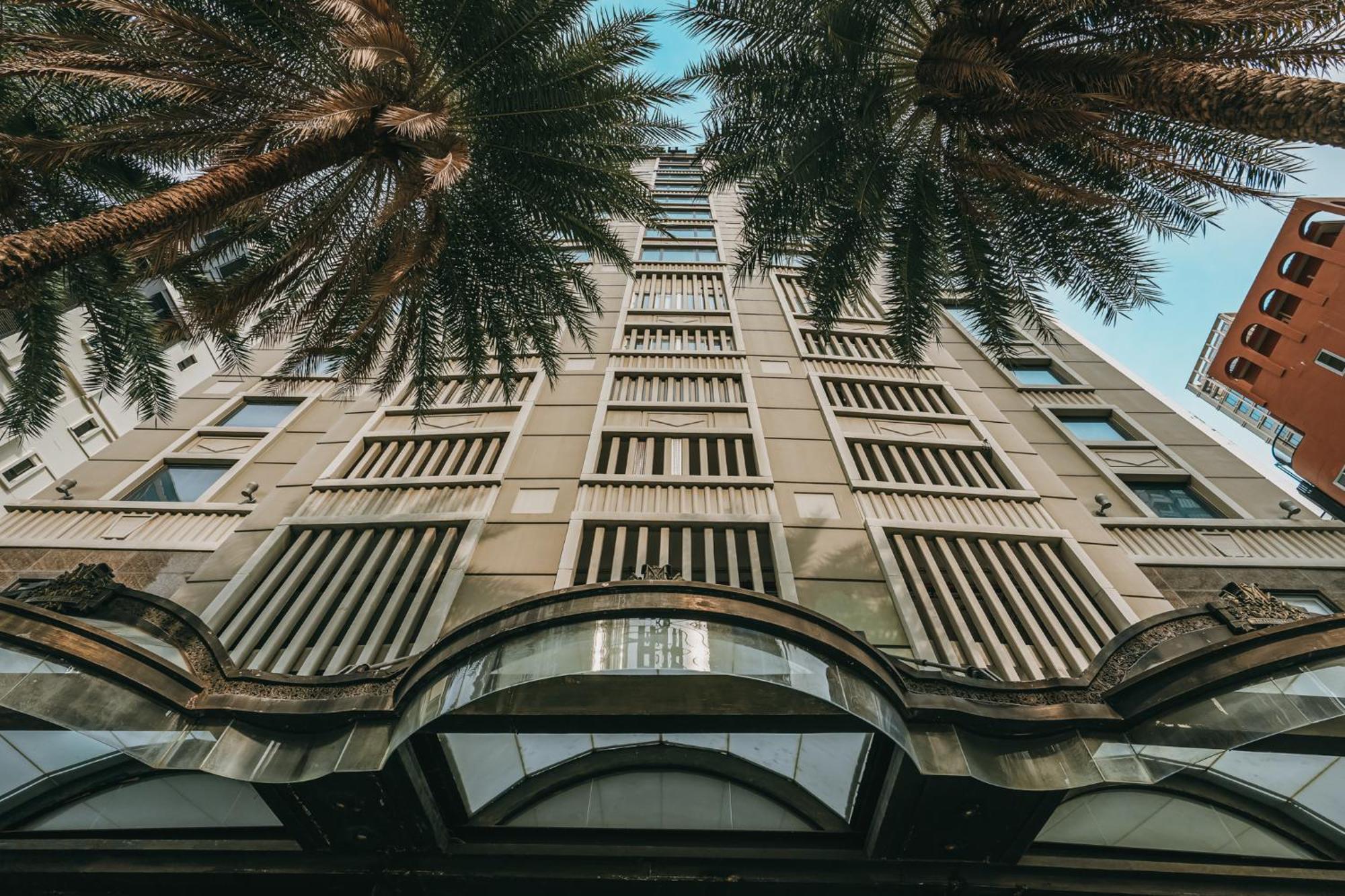 Hotel Muse Bangkok, Autograph Collection Exteriér fotografie The hotel's facade